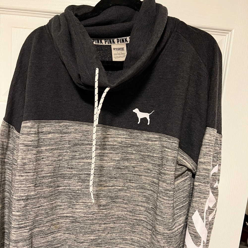PINK PULLOVER
